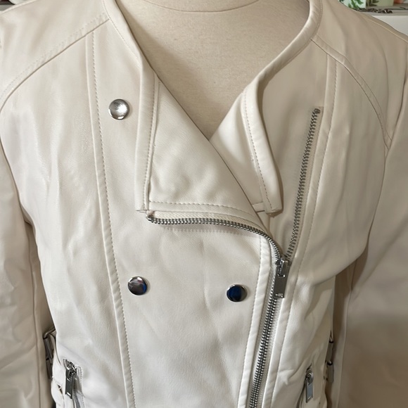 NWOT cream faux leather biker jacket - Picture 2 of 9